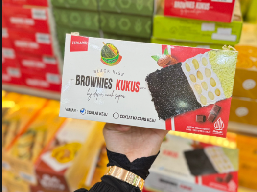 Black Kiss Brownies Kukus